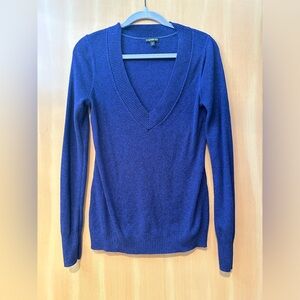 2010s express dark blue eggplant v neck sweater